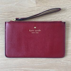 Kate Spade Chelsea 100% Leather Wristlet Zip Pouch red: never used
